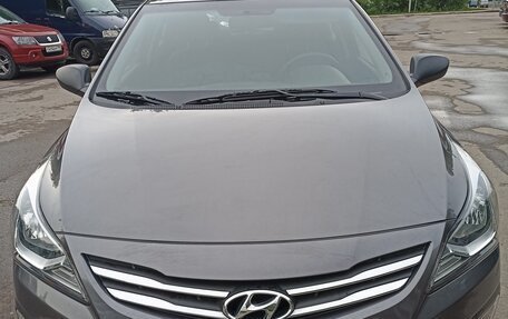 Hyundai Solaris II рестайлинг, 2014 год, 1 400 000 рублей, 3 фотография