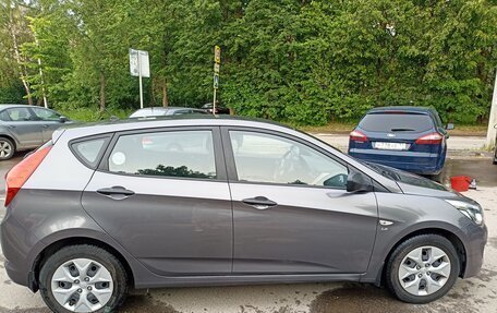 Hyundai Solaris II рестайлинг, 2014 год, 1 400 000 рублей, 2 фотография