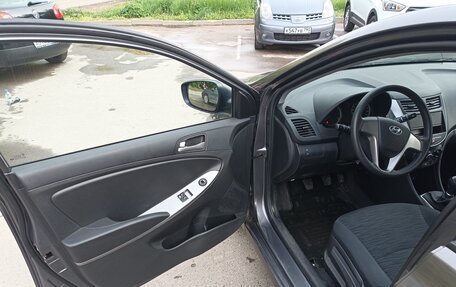 Hyundai Solaris II рестайлинг, 2014 год, 1 400 000 рублей, 9 фотография