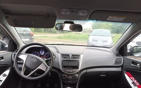 Hyundai Solaris II рестайлинг, 2014 год, 1 400 000 рублей, 7 фотография