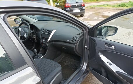Hyundai Solaris II рестайлинг, 2014 год, 1 400 000 рублей, 10 фотография
