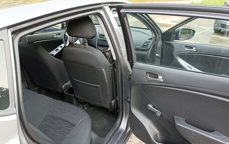 Hyundai Solaris II рестайлинг, 2014 год, 1 400 000 рублей, 15 фотография