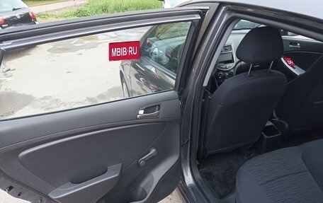 Hyundai Solaris II рестайлинг, 2014 год, 1 400 000 рублей, 16 фотография