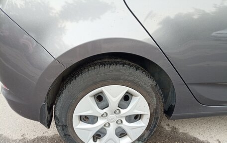 Hyundai Solaris II рестайлинг, 2014 год, 1 400 000 рублей, 26 фотография
