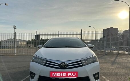 Toyota Corolla, 2013 год, 1 320 000 рублей, 5 фотография