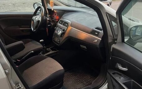 Fiat Punto III Punto Evo рестайлинг, 2007 год, 320 000 рублей, 10 фотография