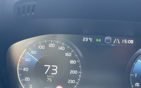 Volvo XC60 II, 2018 год, 3 500 000 рублей, 38 фотография