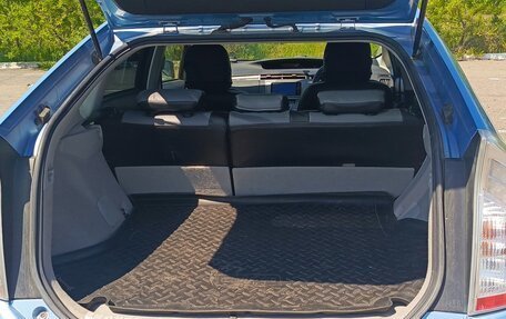 Toyota Prius, 2012 год, 1 400 000 рублей, 5 фотография