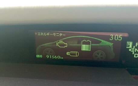 Toyota Prius, 2012 год, 1 400 000 рублей, 8 фотография