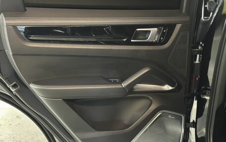 Porsche Cayenne III, 2018 год, 7 600 000 рублей, 34 фотография