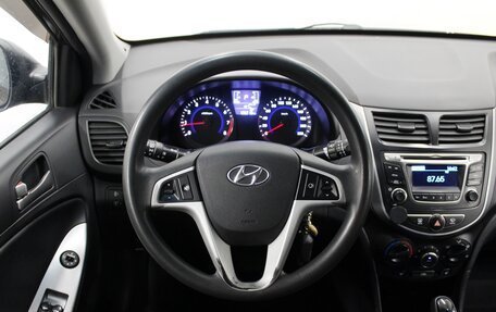 Hyundai Solaris II рестайлинг, 2015 год, 997 000 рублей, 8 фотография