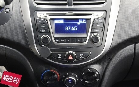 Hyundai Solaris II рестайлинг, 2015 год, 997 000 рублей, 12 фотография