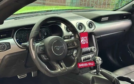 Ford Mustang VI рестайлинг, 2022 год, 3 685 000 рублей, 4 фотография
