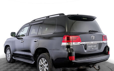 Toyota Land Cruiser 200, 2016 год, 4 750 000 рублей, 7 фотография