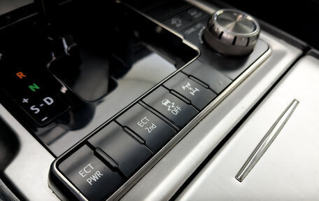 Toyota Land Cruiser 200, 2016 год, 4 750 000 рублей, 28 фотография