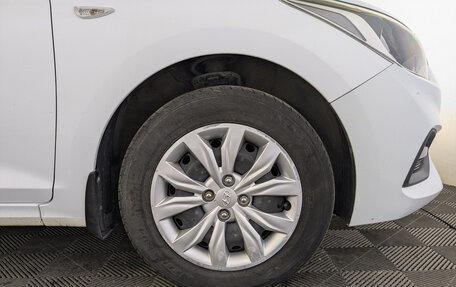 Hyundai Solaris II рестайлинг, 2019 год, 1 350 000 рублей, 11 фотография