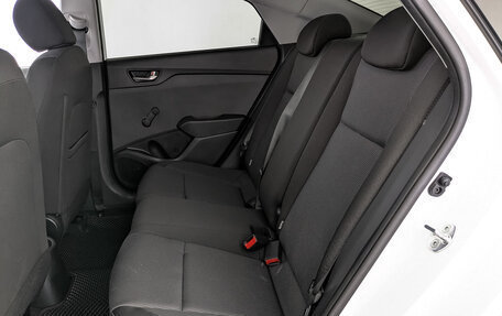 Hyundai Solaris II рестайлинг, 2019 год, 1 350 000 рублей, 17 фотография