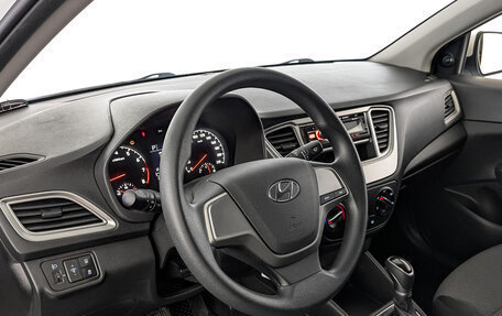 Hyundai Solaris II рестайлинг, 2019 год, 1 350 000 рублей, 14 фотография
