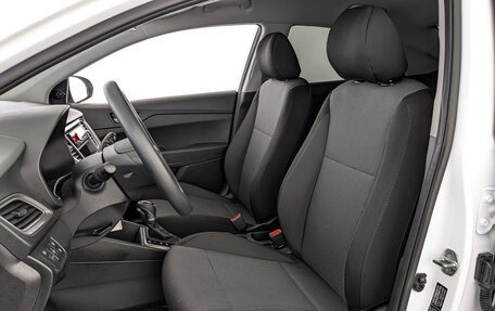 Hyundai Solaris II рестайлинг, 2019 год, 1 350 000 рублей, 19 фотография