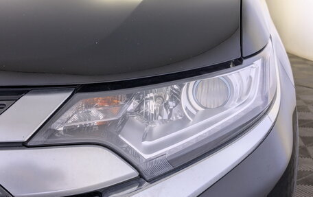 Mitsubishi Outlander III рестайлинг 3, 2019 год, 1 980 000 рублей, 12 фотография