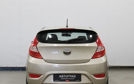 Hyundai Solaris II рестайлинг, 2011 год, 797 000 рублей, 5 фотография