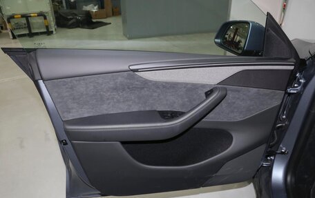 Tesla Model Y I, 2025 год, 7 790 000 рублей, 25 фотография