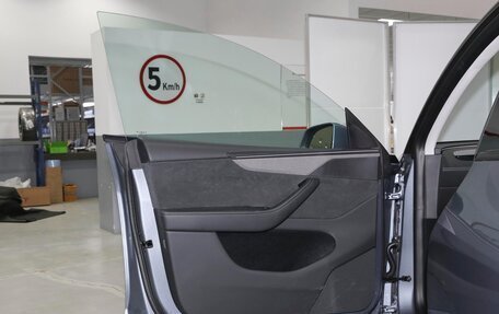 Tesla Model Y I, 2025 год, 7 790 000 рублей, 26 фотография