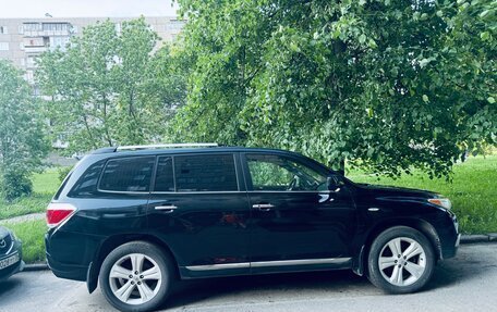Toyota Highlander III, 2012 год, 2 500 000 рублей, 9 фотография