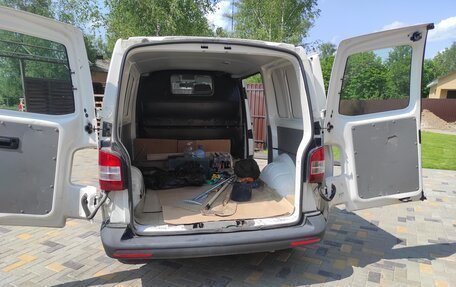 Volkswagen Transporter T5 рестайлинг, 2015 год, 1 720 000 рублей, 3 фотография