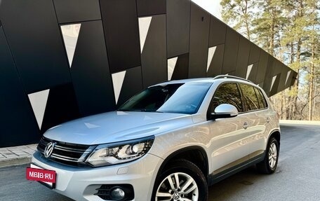 Volkswagen Tiguan I, 2011 год, 1 245 000 рублей, 2 фотография