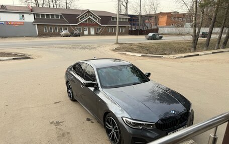 BMW 3 серия, 2019 год, 3 850 000 рублей, 8 фотография