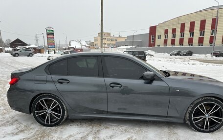 BMW 3 серия, 2019 год, 3 850 000 рублей, 15 фотография
