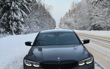 BMW 3 серия, 2019 год, 3 850 000 рублей, 13 фотография