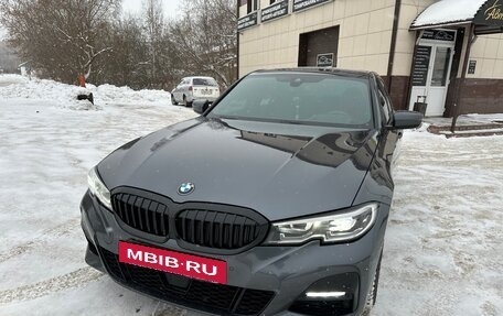 BMW 3 серия, 2019 год, 3 850 000 рублей, 18 фотография