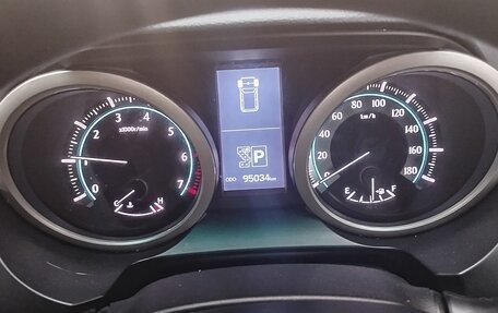 Toyota Land Cruiser Prado 150 рестайлинг 2, 2013 год, 3 450 000 рублей, 6 фотография
