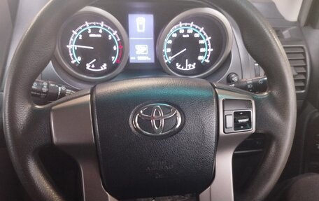 Toyota Land Cruiser Prado 150 рестайлинг 2, 2013 год, 3 450 000 рублей, 3 фотография