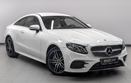 Mercedes-Benz E-Класс, 2019 год, 4 450 000 рублей, 3 фотография