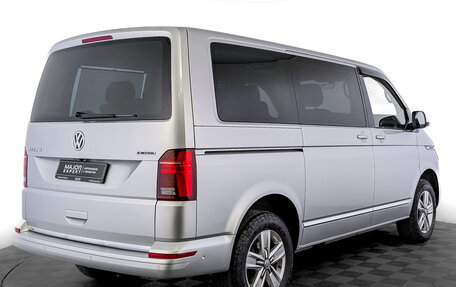 Volkswagen Multivan T6 рестайлинг, 2021 год, 8 000 000 рублей, 5 фотография