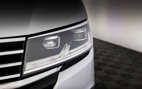 Volkswagen Multivan T6 рестайлинг, 2021 год, 8 000 000 рублей, 18 фотография