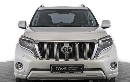 Toyota Land Cruiser Prado 150 рестайлинг 2, 2017 год, 4 190 000 рублей, 2 фотография