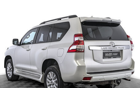 Toyota Land Cruiser Prado 150 рестайлинг 2, 2017 год, 4 190 000 рублей, 7 фотография