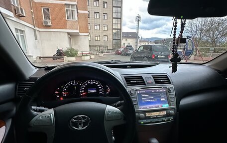 Toyota Camry, 2010 год, 1 400 000 рублей, 7 фотография