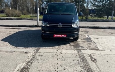 Volkswagen Multivan T6 рестайлинг, 2019 год, 3 900 000 рублей, 1 фотография