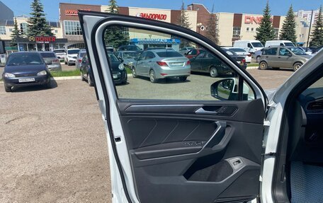 Volkswagen Tiguan II, 2021 год, 3 900 000 рублей, 8 фотография