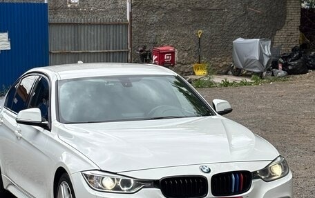 BMW 3 серия, 2014 год, 1 750 000 рублей, 14 фотография