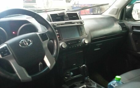 Toyota Land Cruiser Prado 150 рестайлинг 2, 2014 год, 2 166 000 рублей, 5 фотография