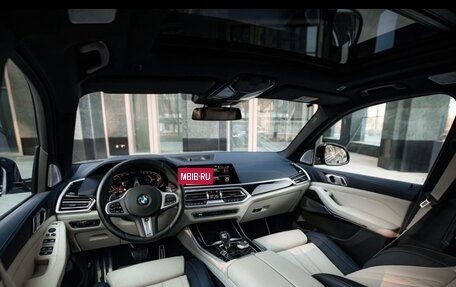 BMW X5, 2021 год, 8 888 888 рублей, 3 фотография