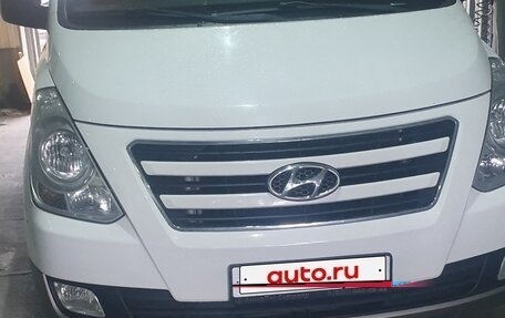 Hyundai H-1 II рестайлинг, 2016 год, 2 200 000 рублей, 12 фотография