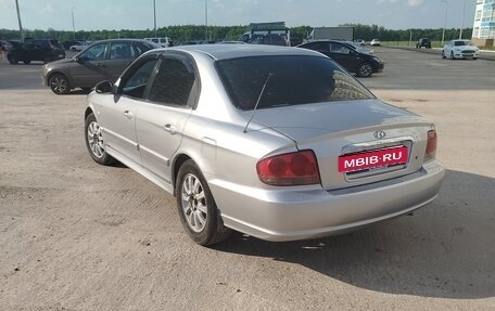 Hyundai Sonata IV рестайлинг, 2005 год, 340 000 рублей, 6 фотография