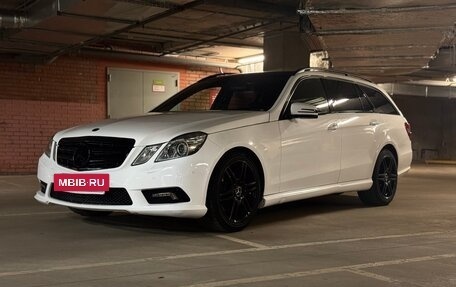 Mercedes-Benz E-Класс, 2010 год, 1 500 000 рублей, 4 фотография